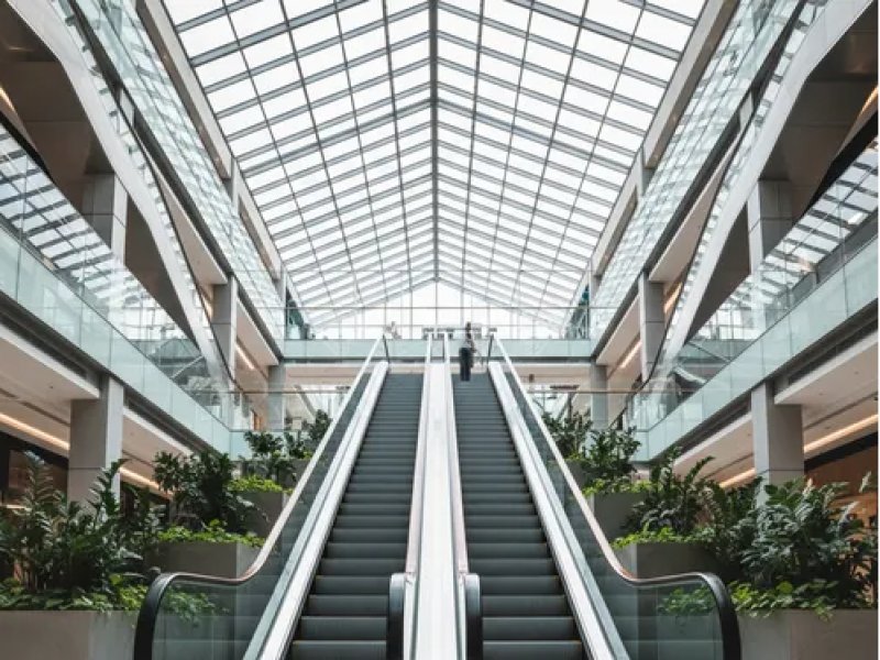 When Is an Escalator More Practical Than a Lift Inside Buildings?